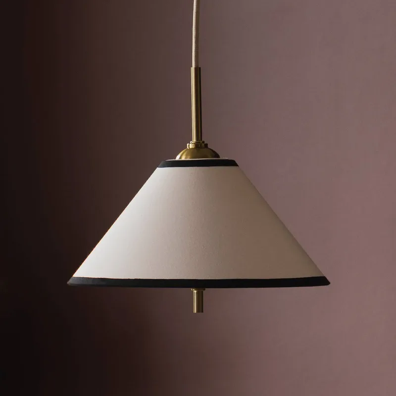 hanglamp IRIS 25 crèmekleurig Ø 25 cm fra Globen Lighting i Creme, Hvid – produktbillede 1 af 3
