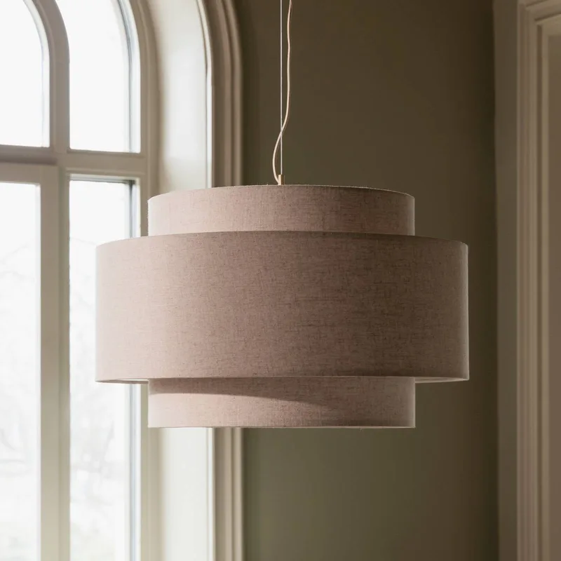hanglamp Noah Bouclé, Ø 70 cm från Globen Lighting i Beige – produktbild 2 av 3