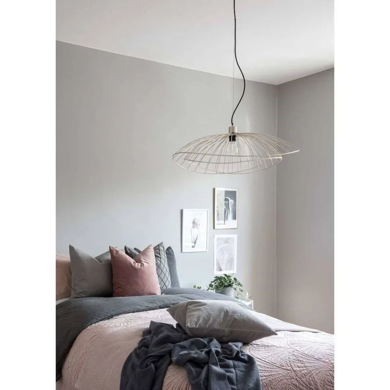 hanglamp RAY, messing, Ø 70 cm från Globen Lighting i Geborsteld messing – produktbild 3 av 5