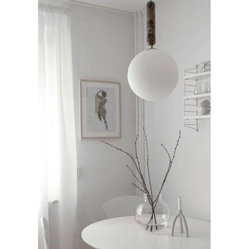 hanglamp Torrano, bruin, Ø 30 cm van Globen Lighting in Bruin gemarmerd, Wit, Geborsteld messing – productfoto 2 van 4