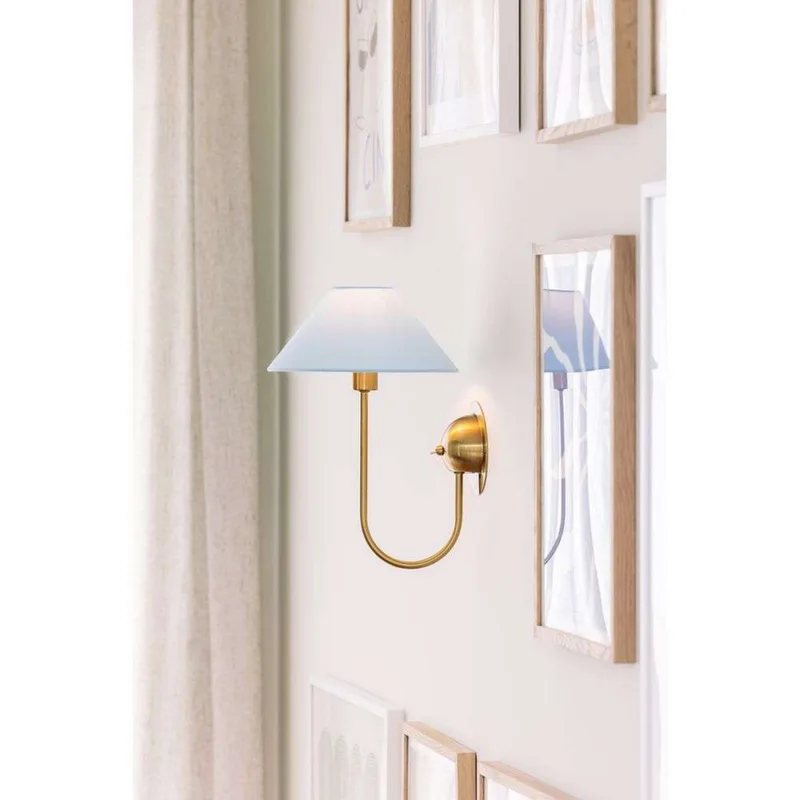 Iris Wandlamp Dove Blauw fra Globen Lighting – produktbillede