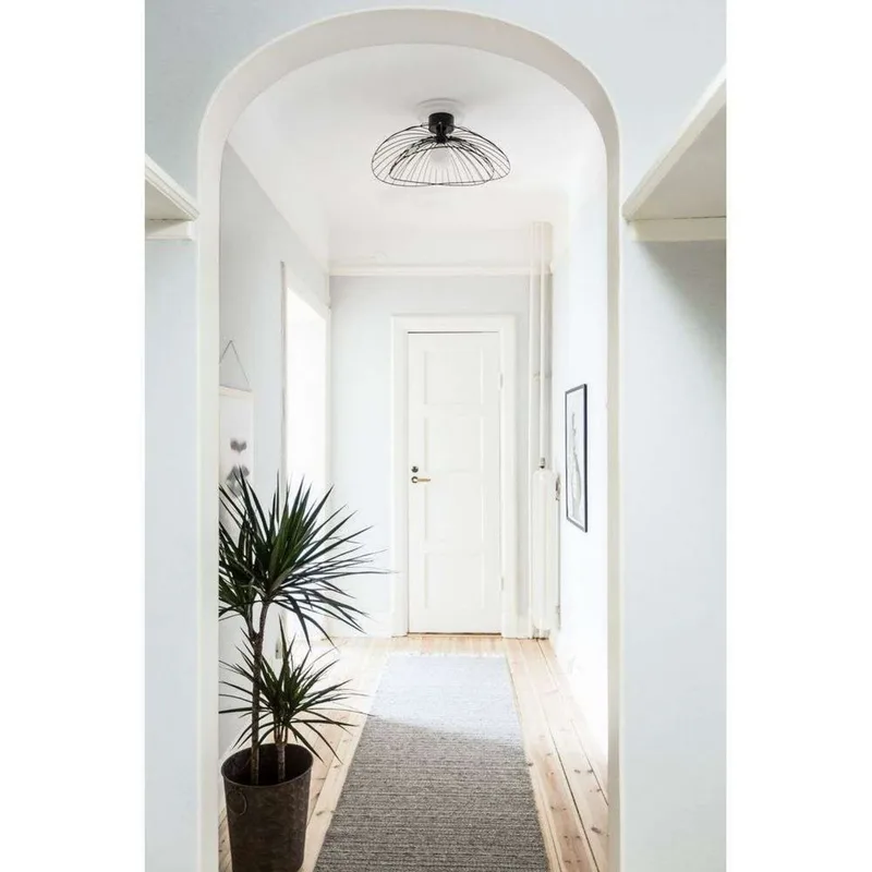Plafonnier Ray Noir mat de Globen Lighting – photo produit