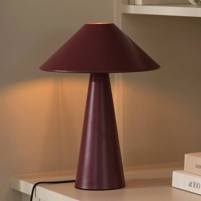 tafellamp Cannes, metaal, hoogte 40 cm fra Globen Lighting i Rød – produktbillede 2 af 2