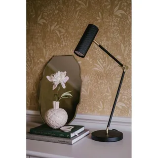 lampe à poser Hubble Read Black de Globen Lighting en Noir, Laiton – photo produit 5 sur 5