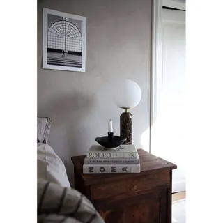 tafellamp Torrano, bruin, hoogte 53 cm från Globen Lighting i Bruin gemarmerd, Vit, Geborsteld messing – produktbild 2 av 5