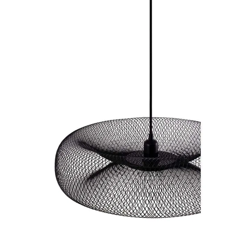 Torus Pendelleuchte Ø50 Black von Globen Lighting – Produktfoto