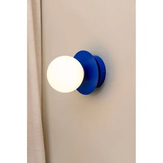 wandlamp ART DECO, blauw/wit, Ø 16 cm, IP44 fra Globen Lighting i Blå, Hvid – produktbillede 1 af 5
