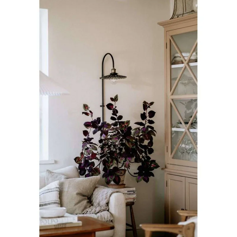 Applique murale Cobbler 75 Smoke de Globen Lighting en Rookgrijs, Noir – photo produit 2 sur 5
