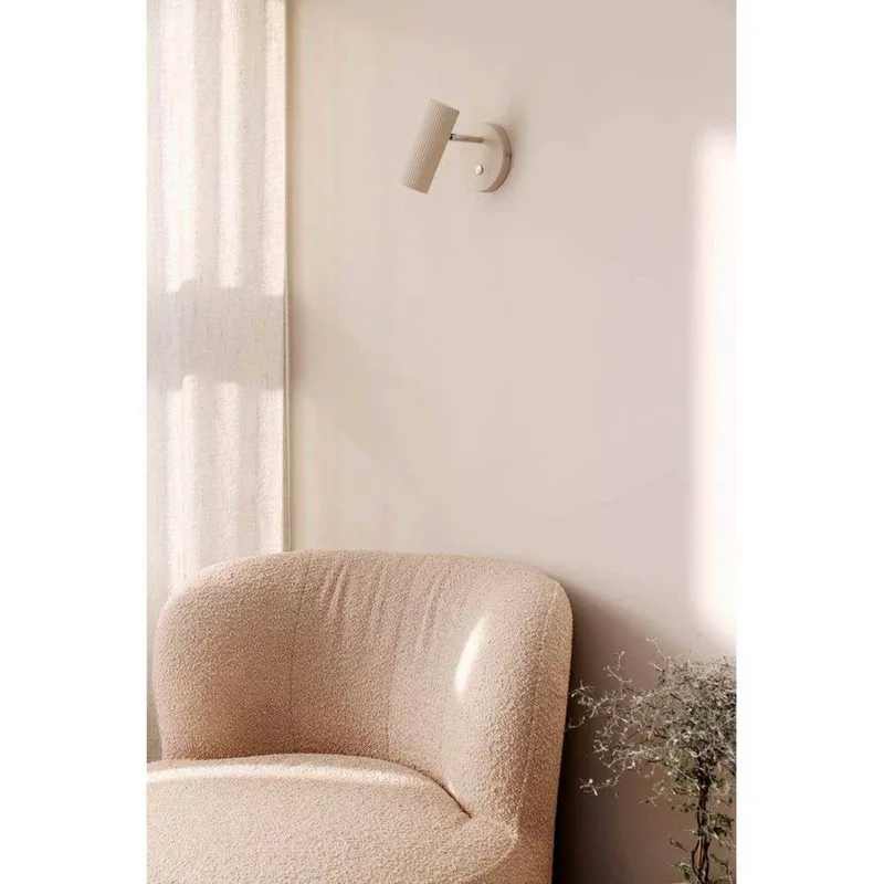 væglampe Hubble, beige fra Globen Lighting i Beige, Krom – produktbillede 2 af 3