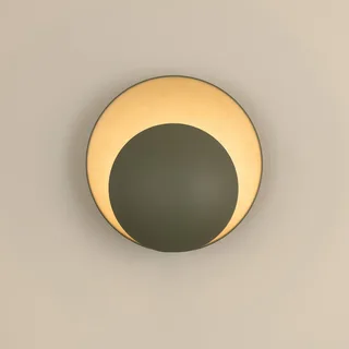 wandlamp ORBIT, groen, metaal, Ø 30 cm by Globen Lighting in Mosgroen – product photo 2 of 2