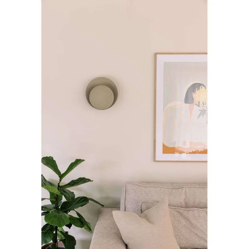 Applique murale Orbit Beige de Globen Lighting en Beige – photo produit 2 sur 2