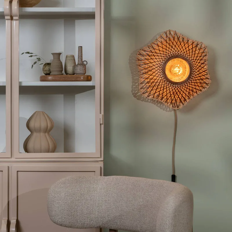 wandlamp Madura, Ø 44 cm, naturel/bruin, stekker fra Good&Mojo i Licht hout, Brun – produktbillede 3 af 5