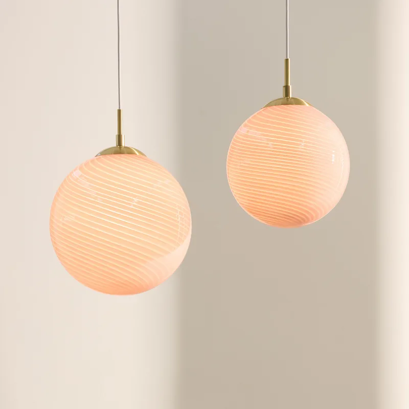 CANDY BALL hanglamp, roze/oudkoper Ø 25 cm fra Halo Design – produktbillede