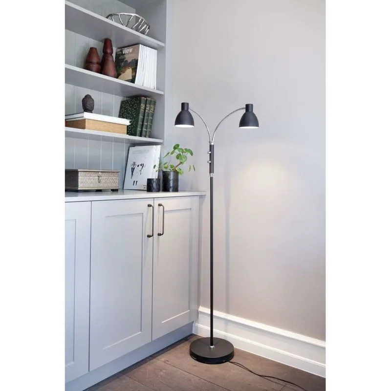 Hudson 2 Vloerlamp fra Halo Design – produktbillede