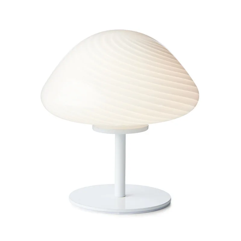 Mini Mush Taffellamp Opaal fra Halo Design – produktbillede