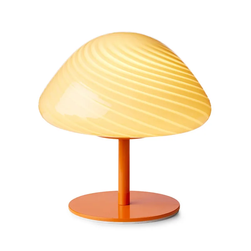 Mini Mush Taffellamp Oranje fra Halo Design – produktbillede