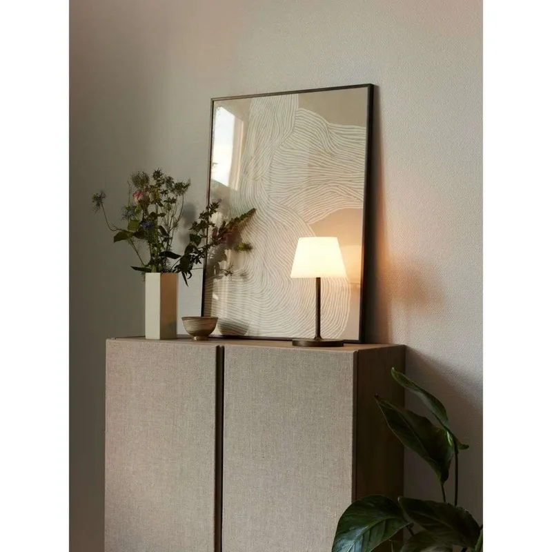 New Northern Taffellamp Antique Brass de Halo Design – photo produit