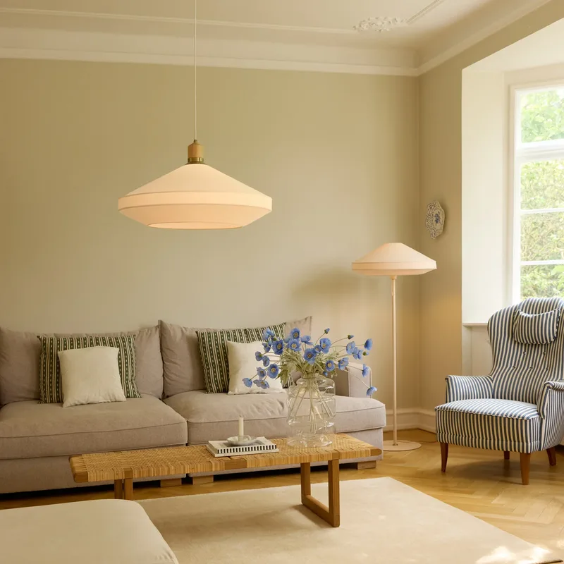 PARIS SOFT vloerlamp, crème, textiel hoogte 140 cm de Halo Design – photo produit