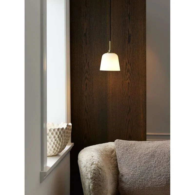 Room 49 Suspension Ø15 Antique Brass/Opal de Halo Design – photo produit
