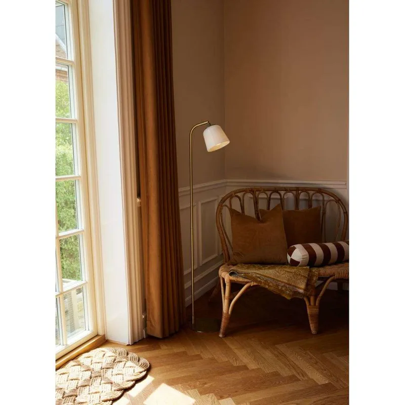 Room 49 Vloerlamp Ø15 Antique Brass/Opal de Halo Design – photo produit