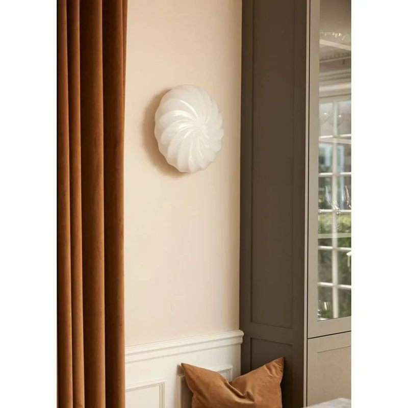 Twist wand-/plafondlamp, Ø 35 cm, messing/opaak de Halo Design – photo produit