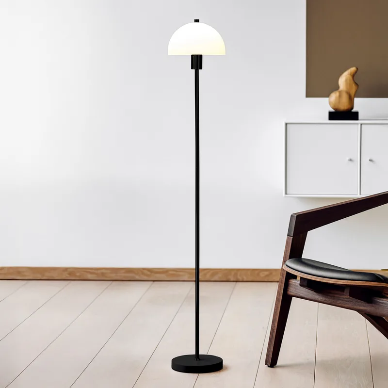 Vienda Vloerlamp Black/Opal van Herstal – productfoto