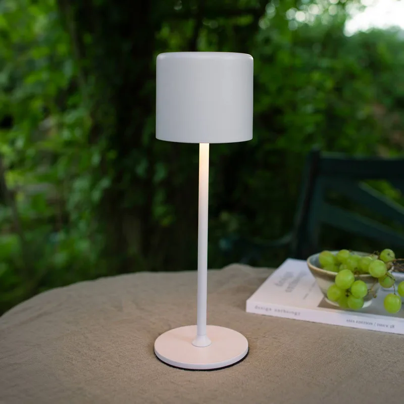 Accu-tafellamp Filo voor buiten van Markslöjd in Wit – productfoto 1 van 4