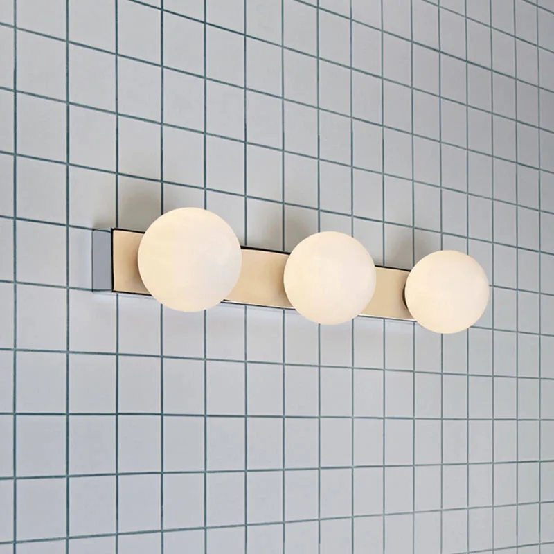 Mini 3 Applique Murale IP44 Chrome/Blanc de Markslöjd en Chrome, Blanc – photo produit 3 sur 3