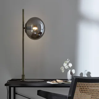 Dione Schreibtischlampe Antik/Rauch von Markslöjd in Messing, Rookgrijs – Produktfoto 2 von 2