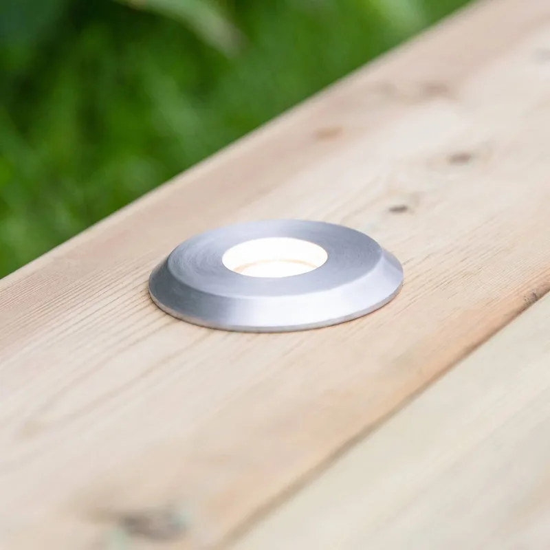 Garden 24 Decklight, zilver, licht boven, 0,8 W de Markslöjd en Noir, Argent – photo produit