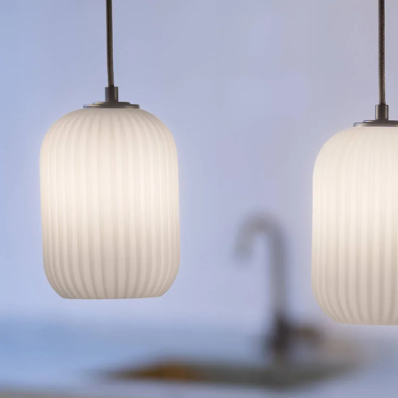 Hanglamp Cava, staalkleurig, 3-lamps, glas fra Markslöjd i Staal, Opaal – produktbillede 3 af 3