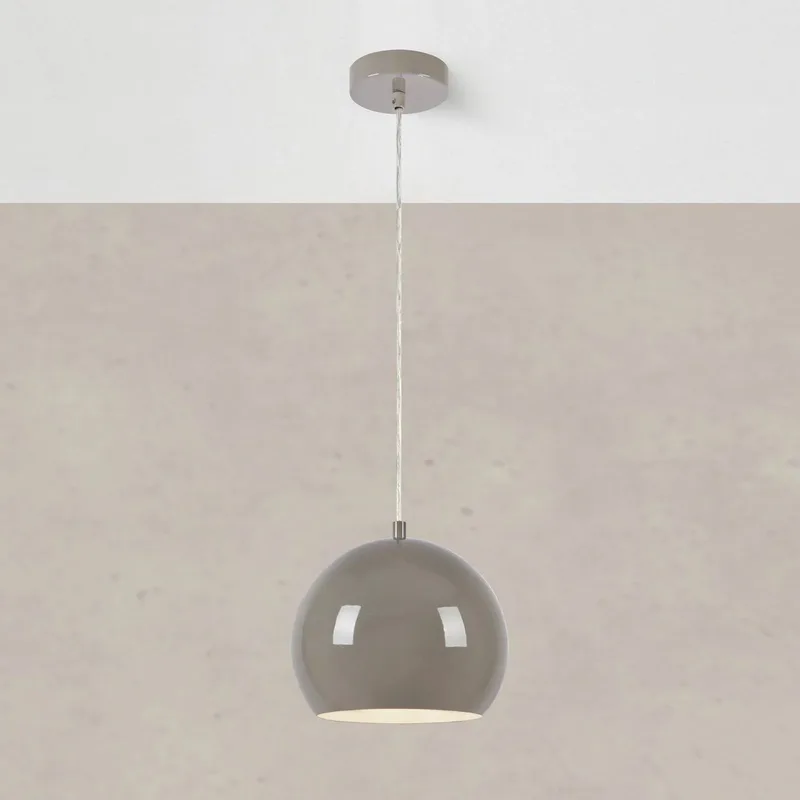 Hanglamp Pop, Ø 20 cm, metaal från Markslöjd i Greige – produktbild