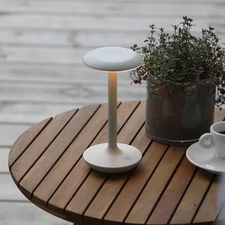 LED tafellamp Petit, aluminium, IP44 de Markslöjd en Greige – photo produit 2 sur 5