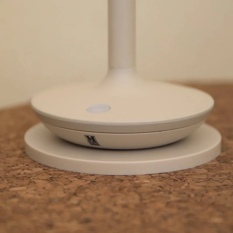 LED tafellamp Petit, aluminium, IP44 de Markslöjd en Greige – photo produit 4 sur 5