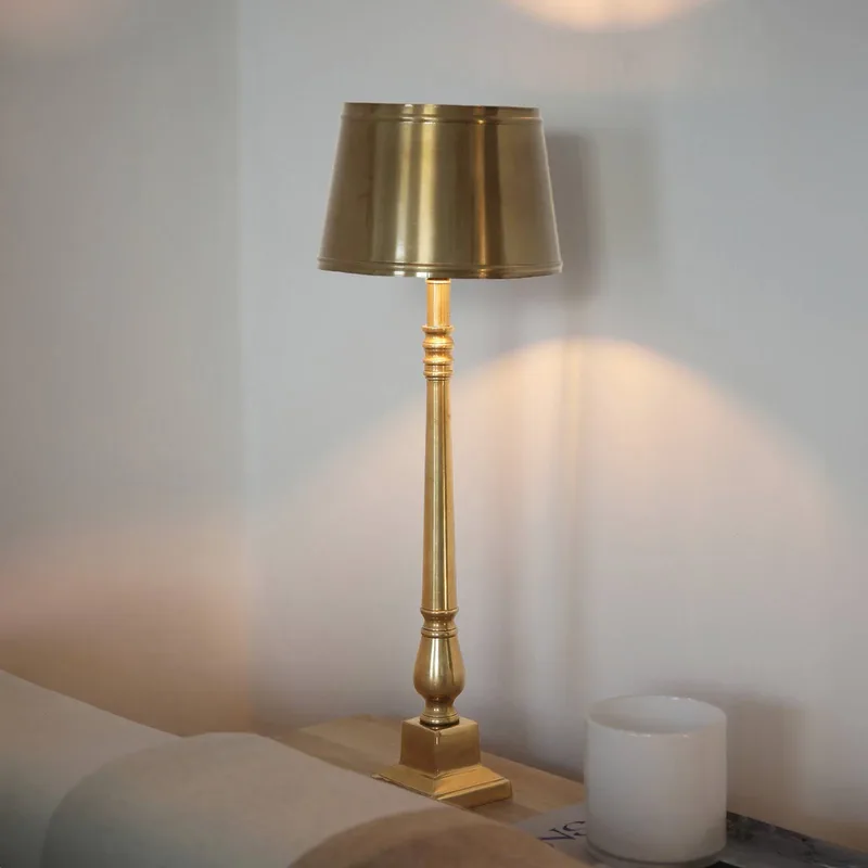 Metallo tafellamp, metaal, hoogte 66 cm by Markslöjd in Antiek messing – product photo