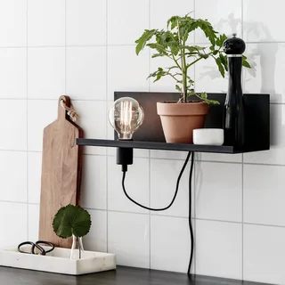 Multi wandlamp, strijkijzer, USB-oplaadaansluiting från Markslöjd i Svart – produktbild 5 av 5