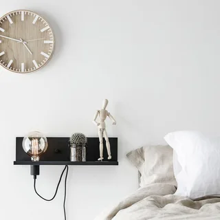 Multi wandlamp, strijkijzer, USB-oplaadaansluiting från Markslöjd i Svart – produktbild 4 av 5