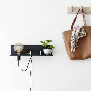 Multi wandlamp, strijkijzer, USB-oplaadaansluiting från Markslöjd i Svart – produktbild 2 av 5