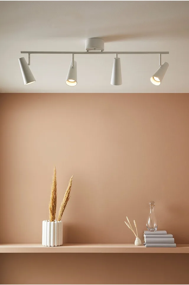 Loftspot Crest, metal, 4 lamper fra Markslöjd i Hvid – produktbillede 2 af 2