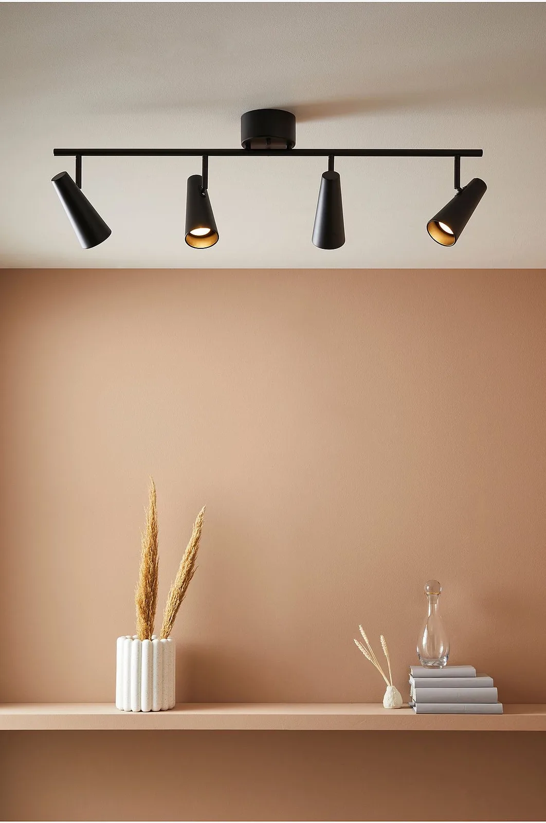 Deckenspot Crest, Metall, 4-flammig von Markslöjd in Schwarz – Produktfoto 2 von 2