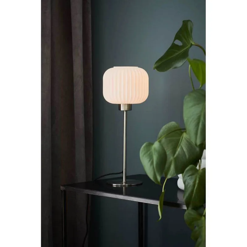 Tischlampe Sober aus Glas von Markslöjd – Produktfoto