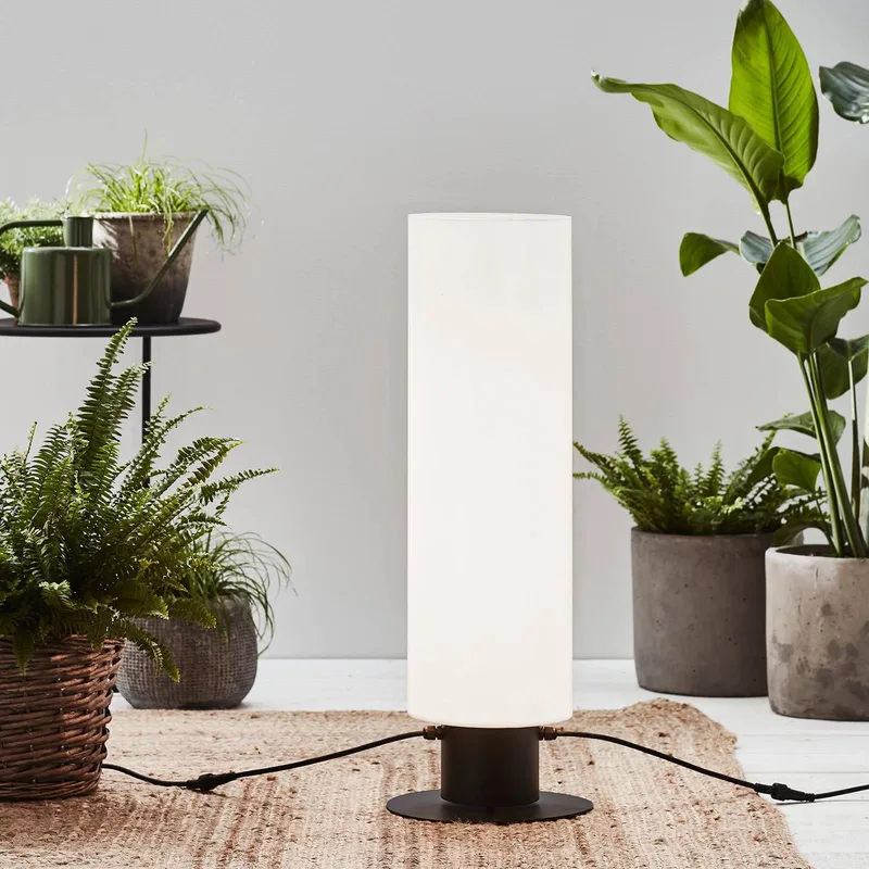 Garden 24 LED-gulvlampe Cylinder, højde 70 cm fra Markslöjd i Sort, Hvid – produktbillede