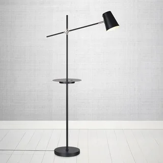 Gulvlampe Linear med USB opladestation fra Markslöjd i Sort – produktbillede 2 af 3