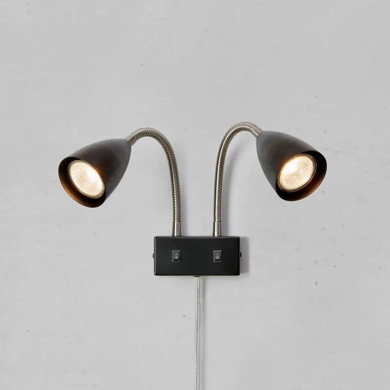 wandlamp Ciro, metaal, stekker, GU10 fra Markslöjd i Sort – produktbillede