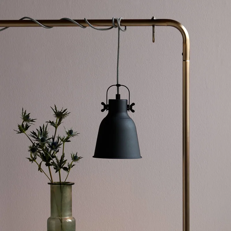 Adrian hængelampe i sort, Ø 16 cm fra Nordlux i Sort – produktbillede 2 af 3