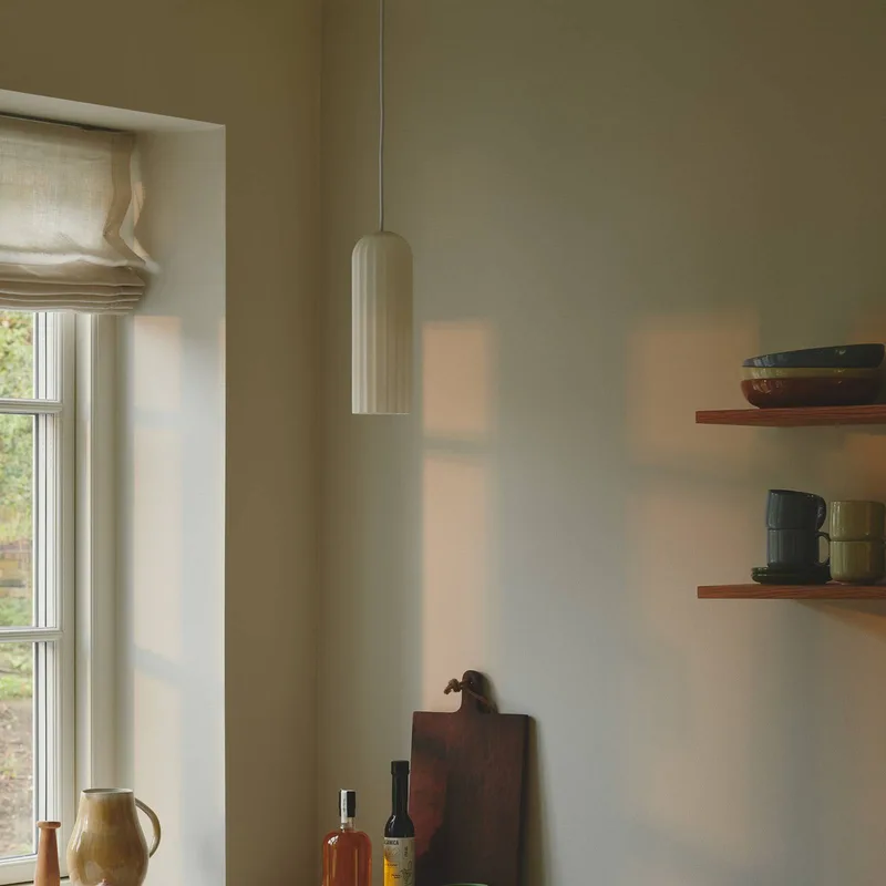 Pendel Miella, riflet glas, satineret og hvid fra Nordlux i Wit gesatineerd, Hvid – produktbillede 1 af 5