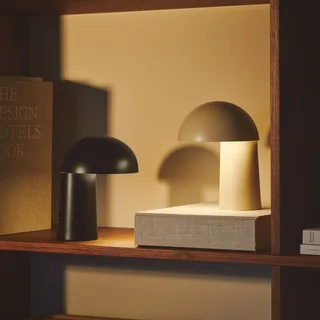 LED-batterijlamp Faye Portable, dimbaar, USB by Nordlux in Beige – product photo 3 of 4