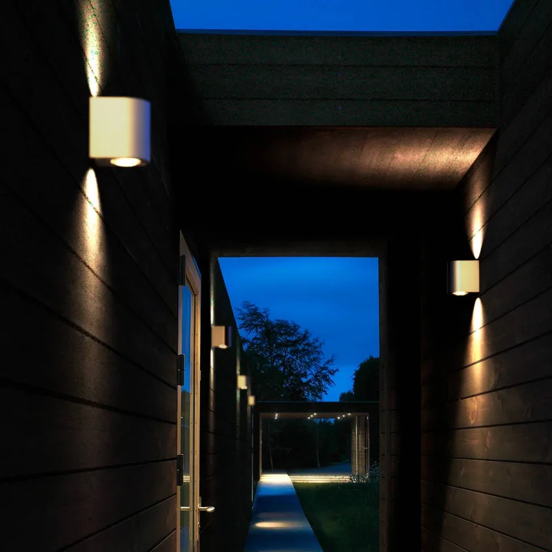Applique d'extérieur LED Canto 2, 10 cm, up/down, IP44 de Nordlux en Laiton – photo produit 4 sur 5