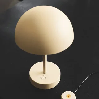Lampe de table LED à batterie Ellen To-Go, aluminium de Nordlux en Beige – photo produit 4 sur 5