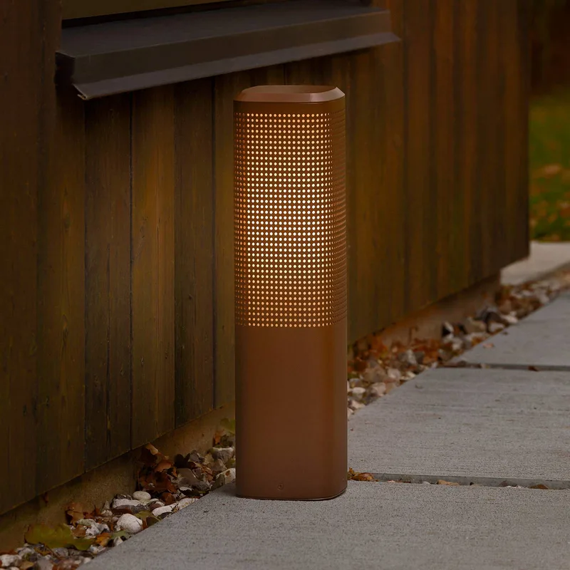 Sokkellamp Sidara 45 Seaside, aluminium, IP44, E27 fra Nordlux i Brun – produktbillede 1 af 4